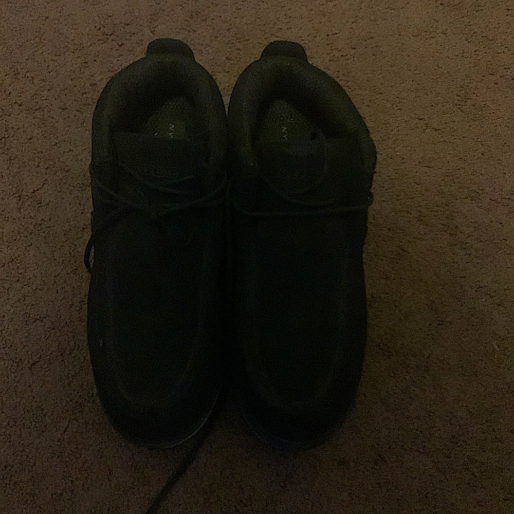 Black hiking lug boots